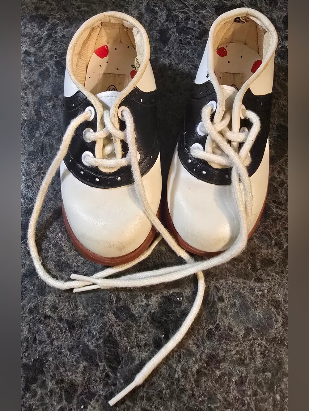 Vintage Superoos Kids Two-Tone White and Black Casual Lace-Up Saddle Shoes